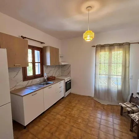 Melagoni House *
